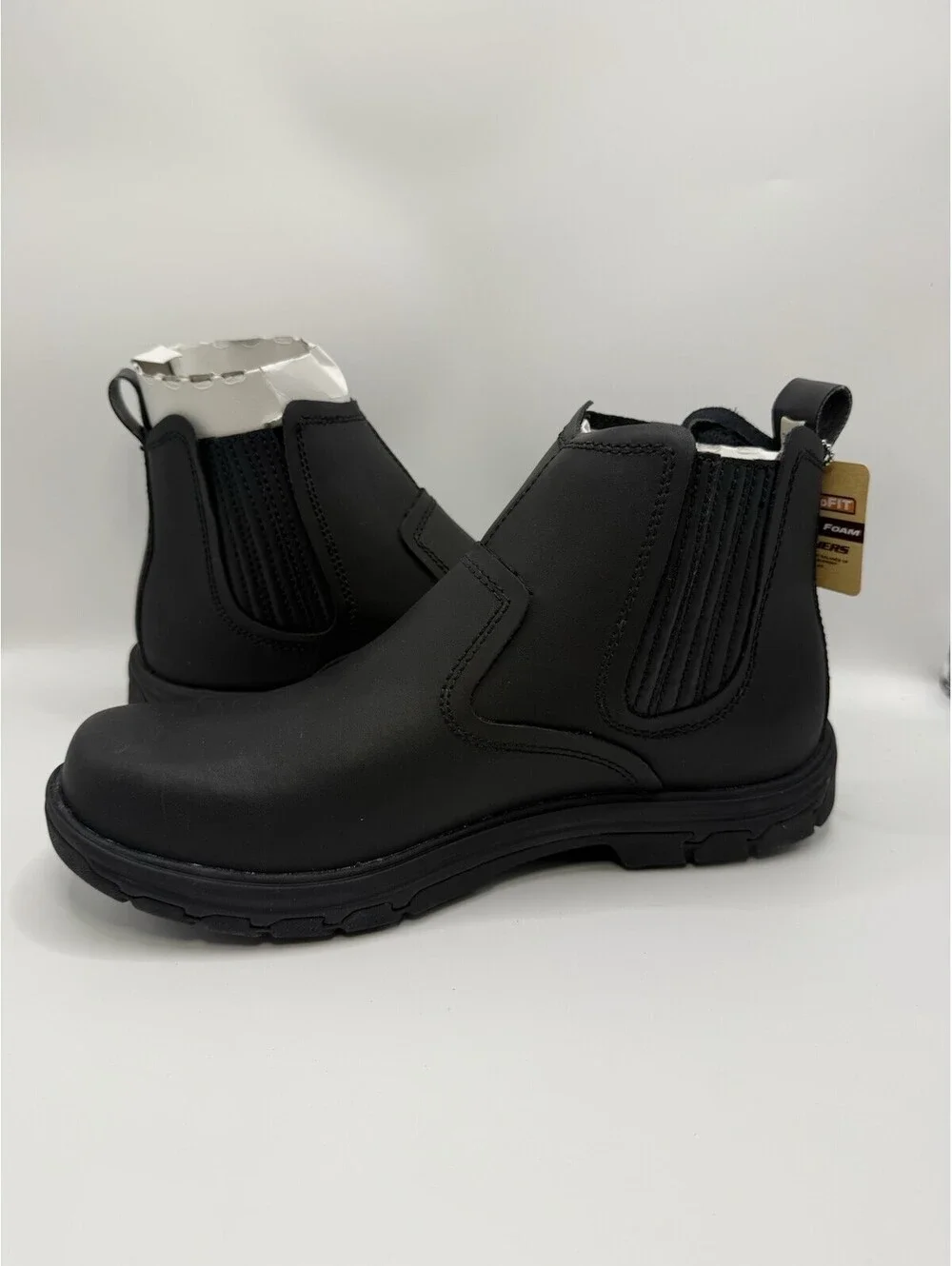 Skechers men’s segment
